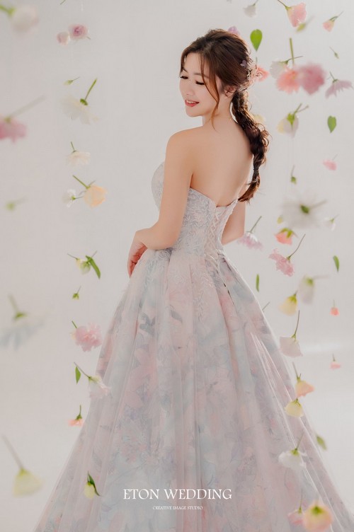 多元風格婚紗照,韓系婚紗,唯美婚紗照,中式婚紗攝影,婚紗主題推薦,婚紗拍攝風格,婚紗攝影作品